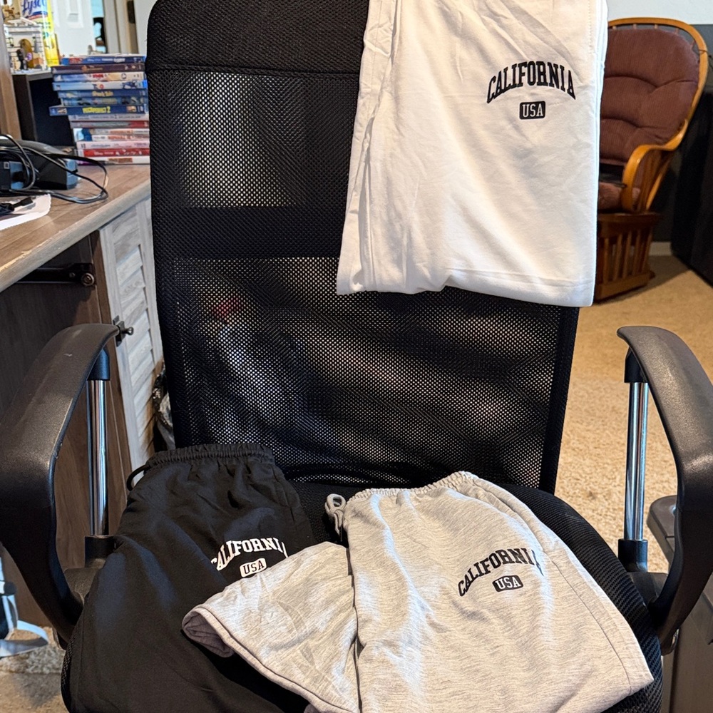California USA Graphic Set sweats - White, Black, Gray